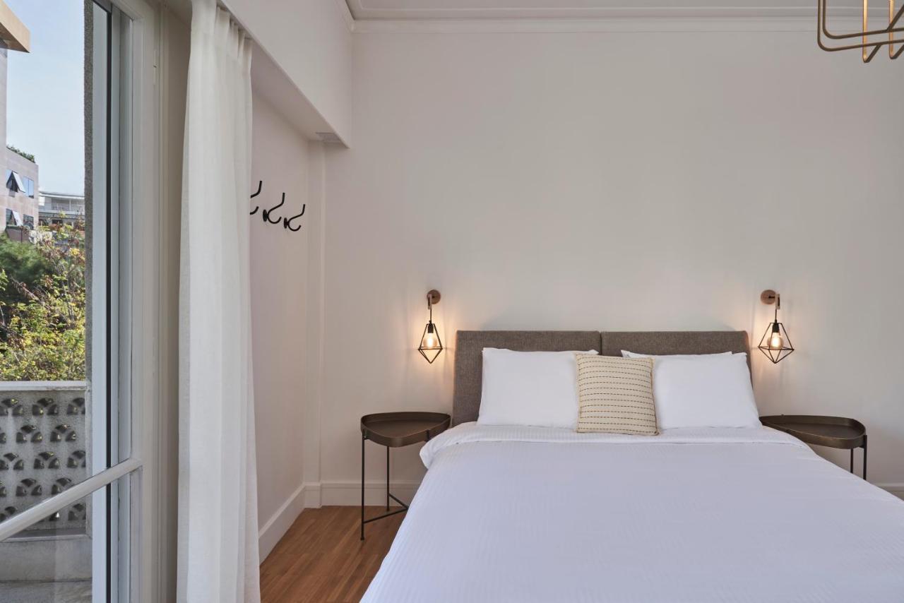 Chic N Bright 3Bd Apt With Hilton View Афіни Екстер'єр фото