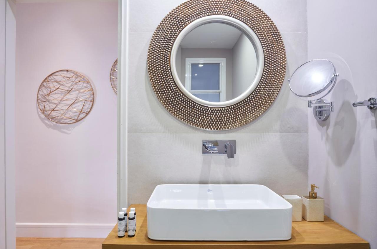 Chic N Bright 3Bd Apt With Hilton View Афіни Екстер'єр фото